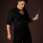 Thomas Sanders Instagram - Swing your razor wide, Sweeney 🎃 More Dump-tober! 1: Got our promo pics back for the show and loving how they’re looking! 2: My collab with Smosh games is out now! Got to show all these awesome people one of my favorite escape room style card games!! It was a murder mystery one and I LOVED IT. 3: Came out (lol) to Atlanta for Pride weekend and had a blast! 4: Sweeney and Mrs. Lovett! This photo was really showing off Sweeney’s curves, they don’t talk about that enough in the musical. 5: Dude, all those people who have compared me to Damien through the years are exactly right, we are very much the same person lol so glad I got to meet and play a game with him!! 6: I have so much fun with Andrea on stage each night! Just absolutely knocking em all dead. 7: Such a joy working on a sold out performance with such a lovely cast of people 🖤