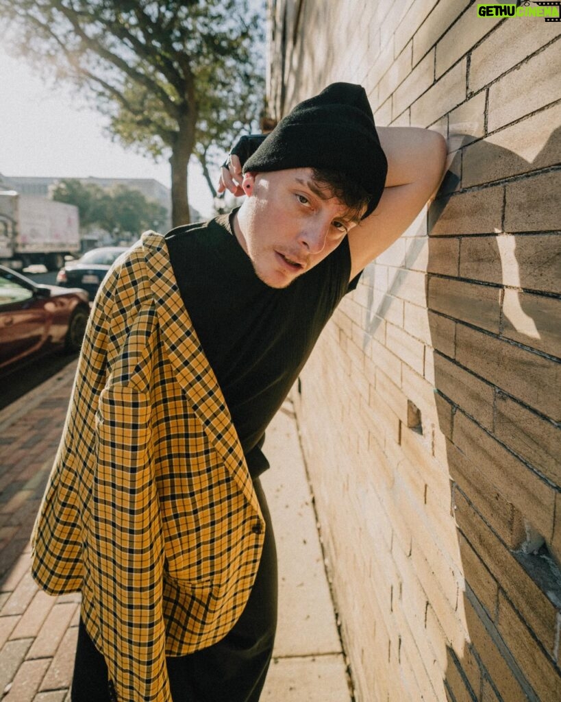 Thomas Sanders Instagram - Feeling Cluelesss… 💛 This past weekend marked six years since my character, Janus (AKA the embodiment of my Deceit) made his first appearance. So we went for a look inspired by him, which ended up looking like it borrowed from the Clueless wardrobe. Kinda obsessed with the very deceiving pants… Happy Birthday, Janus 🎂 Photography: @jameslightner Wardrobe: @dpstyledme