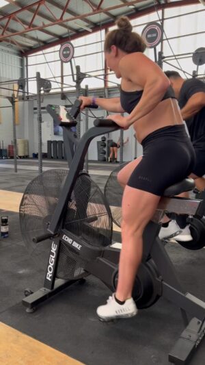 Tia-Clair Toomey Instagram - Not sure who is enjoying these @roguefitness Echo Bike intervals more, Willow or Uncle @mattorr__ & I. 😂