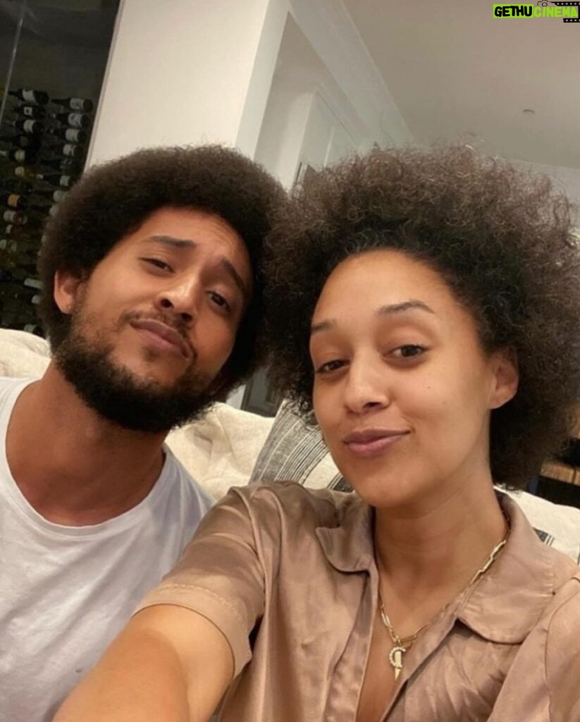 Tia Mowry Instagram - Happy National Siblings Day! There’s no bond quite like the one shared with siblings. They play a pivotal role in shaping our sense of identity, being our first friends, and helping us explore our interests. I’m so blessed with the siblings I have in my life. Tamera, to have shared a womb with you will forever be priceless. Tahj, learning about Mukbangs, going to Koreatown with you and Cree, and sharing Asian Cuisine have been some of my favorite memories. Tavior, I’m so proud to see you flourish as a husband and a father! It’s been amazing to watch. Grateful for the three of you! Love you all.