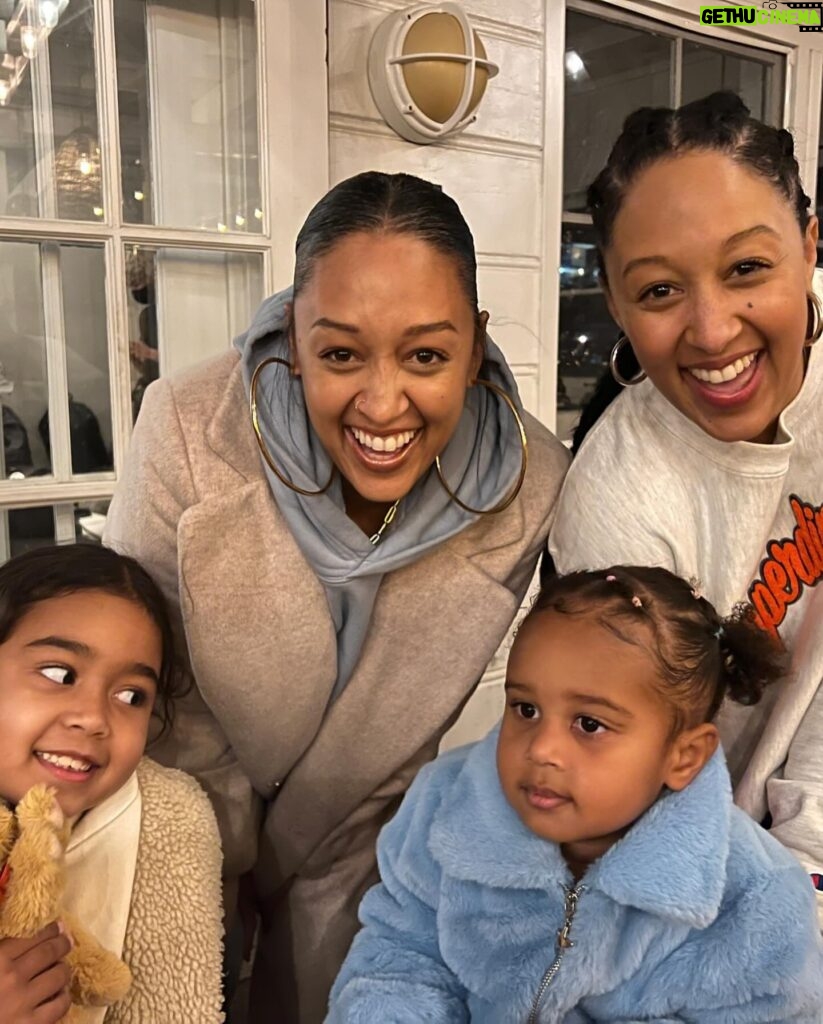 Tia Mowry Instagram - Happy National Siblings Day! There’s no bond quite like the one shared with siblings. They play a pivotal role in shaping our sense of identity, being our first friends, and helping us explore our interests. I’m so blessed with the siblings I have in my life. Tamera, to have shared a womb with you will forever be priceless. Tahj, learning about Mukbangs, going to Koreatown with you and Cree, and sharing Asian Cuisine have been some of my favorite memories. Tavior, I’m so proud to see you flourish as a husband and a father! It’s been amazing to watch. Grateful for the three of you! Love you all.