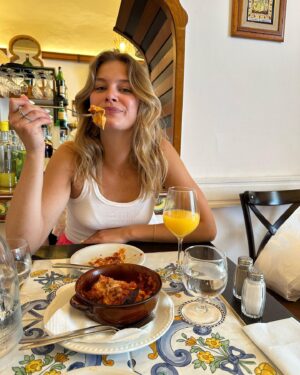 Tiera Skovbye Instagram - Italy part 1/2 🤤