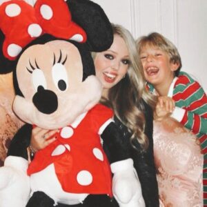 Tiffany Trump Instagram - Happy 15th Birthday B! I love you! 💜😊💙