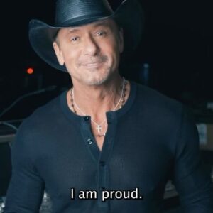 Tim McGraw Instagram - We love it when @audreymcgraw comes home and sits at the piano…. She’s a true artist and we love the things she’s writing too! #prouddad