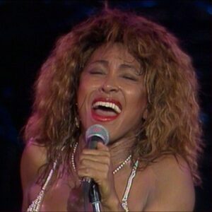 Tina Turner Instagram - Let's Stay Together! How much do you love Tina's performance?!
Watch the full performance on Tina's official YouTube channel #TinaTurner #LetsStayTogether