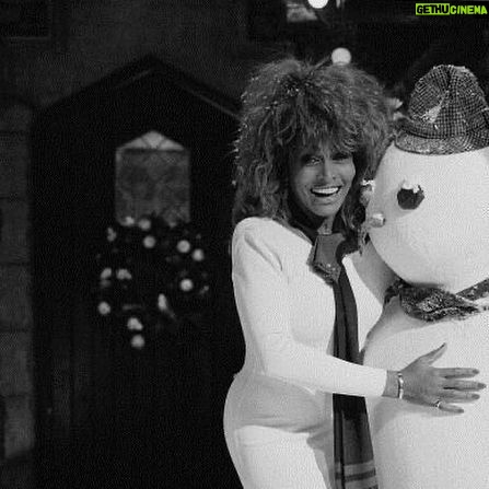 Tina Turner Instagram - Tina Turner getting into the Christmas spirit, Winter 1986 ⛄️