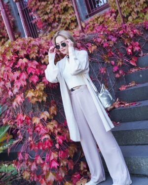 Tisanart Sornsuek Instagram - Loveeee🤎🍂🍁