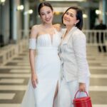 Tisanart Sornsuek Instagram - Happy birthday นะคะคุณแม่ @kepond ปีนี้รู้สึกว่ารูปคู่น้อยจัง5555 หนูขอให้คุณแม่มีสุขภาพที่ดีแข็งแรง ทำอะไรก็ราบรื่นปลอดภัยนะคะ รักกกกก💕