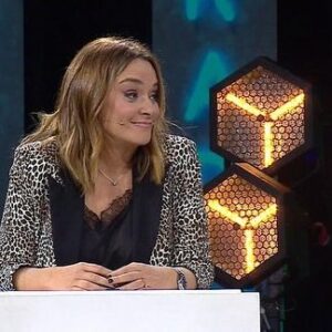 Toñi Moreno Instagram - Soy la sustituta menos informada del mundo jajajajajaj.  El jefe estaba con COVID @bertinosborne e hicimos lo que pudimos para que no se notara su falta. Os espero mañana en @elshowdebertin @canalsurradiotv .