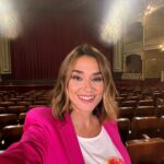 Toñi Moreno Instagram - En el templo del Carnaval. Mi Teatro Falla. #nuevosproyectos ##nuevasilusiones