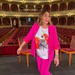 Toñi Moreno Instagram - En el templo del Carnaval. Mi Teatro Falla. #nuevosproyectos ##nuevasilusiones