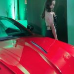 Tomomi Itano Instagram - Aston Martin Ginza Grand Opening Reception✨ なんまいめ？🎞️ 007シリーズが好きなので憧れの車✨ hairmake @kenji_hairmake stylist @nattunki #astonmartinginza @astonmartin