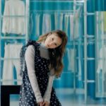 Tomomi Itano Instagram - ZOZO初のリアル店舗 『niaulab by ZOZO』に行ってきたよー🌸 何枚目がすき？🫶🏻 ここでは、プロのスタイリストさんやヘアメイクさんに パーソナルスタイリングやヘアメイクをしてもらって 自分の"似合う"をみつけられる、スペシャルな空間です😳💕 今回はあのマッシュグループとのコラボ企画✨ MASHの中では特に【FrayI.DとSNIDEL】が好きなんだけど、 今回マッシュグループのアパレル＆コスメ計14ブランドで、 私にぴったりな新しいスタイリングを提案してもらいました🎀 いつもの私とは違った新しいスタイリングで参考になった👀 niaulabでは、2時間以上1人のお客様のために貸切で、 しかもまさかの無料なの🫣🩷🩷🩷 毎月1日に翌月分の応募期間が始まるのでぜひみんなチェックしてね！ @niaulab_by_zozo #niaulab #似合うラボ