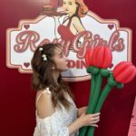 Tomomi Itano Instagram - 何枚目がすき？♥️ @rosyluce #Rosyluce #RoluAngel