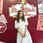 Tomomi Itano Instagram - 何枚目がすき？♥️ @rosyluce #Rosyluce #RoluAngel