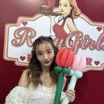 Tomomi Itano Instagram - 何枚目がすき？♥️ @rosyluce #Rosyluce #RoluAngel