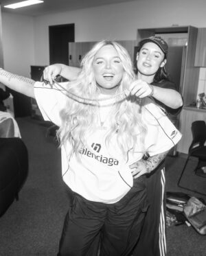 Toni Watson Instagram - Wow! Two shows down! 
That was magic, I am a freshy to this industry if you remove covid I have been here for 2.5 years playing shows. 
To play our first stadium shows with a 5 minute sound check I can only feel grateful for my crew/band/choir. You were all born for this and to have last night in Sydney be my favourite show to date well I owe it to you! My team. The crowd that made us all feel like superstars and to P!NK of course for allowing us to be apart of this incredible tour. Newcastle you're up next! We are heading there today! Where's good to eat? 

Thank you to @g.g.mcg  for capturing these memories ❤️