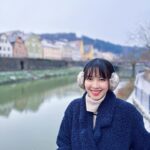 Tracy Chu Instagram - Snow is wonderful, when you are not the one shovelling it ❄️☃️