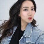 Tracy Chu Instagram - Post work mood ❤️🌻😁 If only I could wake up looking like this 😜