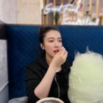 Tracy Chu Instagram - When you order dessert in Vancouver but forget that the portions are twice the size as it is in HK. 🧁🍕🍟🥞