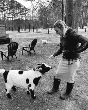 Tricia Helfer Instagram - When your pal comes to Atlanta for a convention and makes the trek out to the country to see you…and then Larry tries to eat her skirt before you take her back into the city 😂 
@therealkateesackhoff miss ya already.