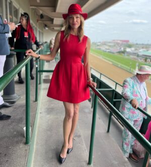 Tricia Helfer Instagram - Derby day! #unbridledcharitablefoundation #kyderby
