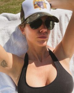 Tricia Helfer Instagram - One of the first sunny days so of course I took advantage and now I’m dying from the damn pollen. I think it’s pine pollen and it’s miserable!