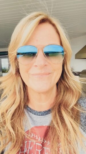 Trisha Yearwood Instagram - Ok, @pamtillis! (I 🩵 you!)