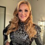 Trisha Yearwood Instagram - Music City, you never disappoint! Thank you @nashvillesymphony and @enricolopezyanez for the thrill of a lifetime…again!! Thank you to my band(s) and everyone who made these shows happen, and to all who came to share in the joy of music!! As Frank would say, you filled my heart with song! xo