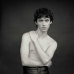 Troye Sivan Instagram - Absolute honour to be photographed by @MichaelBaileyGates for @Hommegirls. Interview by my sis @alexconsani 👯‍♀️