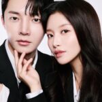 Tsai Jui-hsueh Instagram - 最近看了韓劇「淚之女王」 金智媛跟金秀賢的新戲真的太好看了 今天找哥哥昀熹老師一起合拍經典的畫面 完成像女主一樣的超美韓系水光肌 今天就請昀熹老師來教大家打造 韓系水光肌的秘密吧！ 影片一定要看到最後唷～ 絕美裸光感真的太驚人了 STEP1 使用 #NARS大白霜 裸光賦活彈潤水凝霜 據說是專業彩妝師在後台愛用的妝前神霜 提升保濕力底妝更服貼 輕盈水感彈力凝霜質地， 擦上肌膚立刻水嫩彈潤～ 一抹鎖水，保濕力滿滿🤍 臉立刻澎亮了起來！ STEP2 使用 #NARS小光瓶 裸光肌萃粉底精華 一上臉好像自然原生就這麼漂亮 搭配NARS獨家以手上妝333底妝造光法 #1抹 抹出高延展，質地絲滑疊擦依然自然輕透 讓臉上的雙重保濕水光圈無瑕又水亮 #2按 按出水感輕透 70%的植萃精華添加 維持潤澤保濕 服貼度up #3彈 彈出澎潤感光澤感更加強 使用指腹快速彈拍， 獨家的#LRC聚光保濕複合物 可以隨著外界光源提升肌膚的光反射力 膚色更均勻透亮～ 一整天0暗沉0脫妝 STEP3 使用 NARS小白餅 裸光蜜粉餅 搭配專業刷具定妝 質地輕盈的小白餅一直都是我定妝的最愛 超級細膩的無重力細緻粉末可以立刻柔焦毛孔 重點是含有LRC聚光保濕複合物讓妝感更無瑕拋光🤍 偷偷跟昀熹偷學走韓劇女主底妝秘密 有了這三樣產品與步驟韓系水光肌完成啦～ 工作完跟昀熹一起去吃宵夜 結果不小心聊到很晚 一看時間發現哇已經待妝一整天了 拿起手機近看效果真的超級厲害 真的是一整天完美無瑕從早到晚維持美美的光澤🥹 原生淨透底妝組 優惠價$4,250 價值$5,100 裸光肌萃粉底精華 30ml / 裸光賦活彈潤水凝霜 50ml 贈 迷你妝點甜心遮瑕蜜 1.4ml / 迷你裸光肌萃粉底精華 4ml (限定色) #NARSTW #333底妝造光法 #原生淨透以光完妝