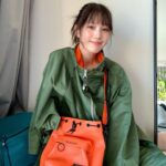 Tsubasa Honda Instagram – 👜
どうも年末なようで😮‍💨
私ハンガーを買い、棚の中の収納を買い、
あとは整理するだけの状態が何日か続いているので
年内にできたらと思っています☺️！！！
写真は最近買ったtogaのポンチョと
ギフトで頂いたボルトルームのポーターコラボのバッグです！！！
今1番の悩みはカバンの収納方法です。
#大掃除するにはまだ早い
#thankyouforgift @vault_room