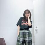 Tsubasa Honda Instagram - 🤓 チェックパンツな〜 #ほんだのふく