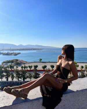 Tuğçe Özbudak Instagram - Athina’da yangın çıkmadan 1-2 saat önce🤭🔥🤎🏛️🇬🇷