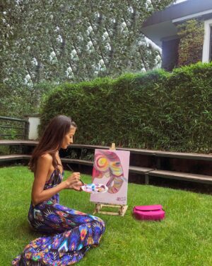 Tuğba Melis Türk Instagram - Bugun cennet gibi bir yerde @digma_ist  da resim atolyesi etkinligimizle cok keyifli zaman gecirdik💜😊 Bize eslik eden @stmasterpiece ekibine tesekkur ederiz