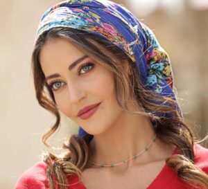 Tuğba Melis Türk Instagram - Çemberimde gül oya ❤️