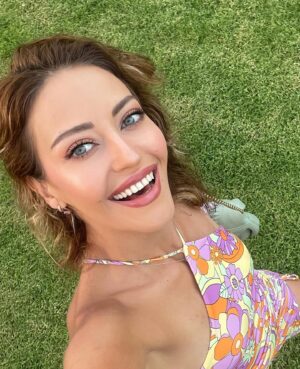 Tuğba Melis Türk Instagram - İyi bayramlar🌈🧚🏽‍♀️❤️