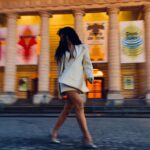 Tuba Büyüküstün Instagram - I am here to listen if you’re ready to talk.. and then i will tell you a story if you’re willing to be here to look into my eyes.. From a nice evening.. #paris #darkblueandmoonlight #white 🤍with my favorite white coat..