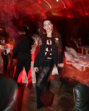 Tuba Ünsal Instagram - Hep gülelimmm.Tüm arkadaşlarım yanyanaydı.Hic bitmesin istedim
Tüm @magnetquarterly ailesine bu özel buluşma için tesekkürler.
Veee ev sahiplerimiz @selimcancelik @iremsent  loveee uuu