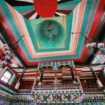 Tuba Ünsal Instagram - 1850 yılında insaa ediliyor.Rengarenk kök boyalarla boyanmıs gordüğüm en güzel camilerden.Cemaati yok.Genelde Macahel de merkez camiye gidiyorlar.Burası da böyle yalnız kalmış. @endemictours #tavsiye
