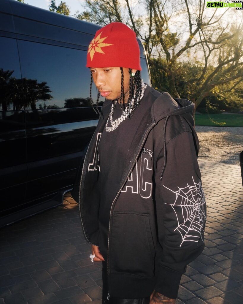Tyga Instagram - Tryna remember this weekend..🥴😮‍💨