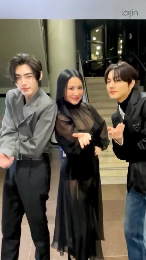 Uhm Jung-hwa Instagram - 엔하이픈과 함께한 #컴투미챌린지  여러분도 해보세요~~💕💕💕 #엔하이픈 #정원 #성훈