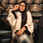 Umie Aida Instagram – Muka redho kerana ketinggalan flight balik malaysia.  Ada hikmahNya 🫠