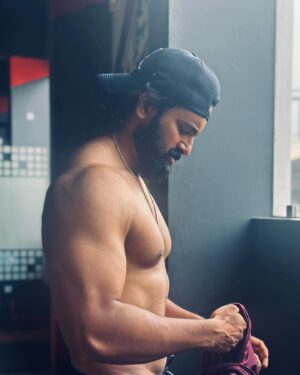 Unni Mukundan Instagram - M