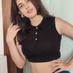 Urvi Singh Instagram - I don't know 🫠 why astronauts need to go to space🫥 to see the world🌍, because I can see mine just by looking at you😶‍🌫️😶‍🌫️