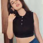 Urvi Singh Instagram - I don't know 🫠 why astronauts need to go to space🫥 to see the world🌍, because I can see mine just by looking at you😶‍🌫️😶‍🌫️