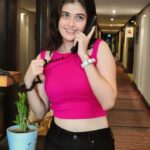 Urvi Singh Instagram - Single bell🔔,Single bell🔔 Single🧍🏻‍♀️🧍🏻 all the way. Oh what fun it is to see couples👫🏻 fight all day,Hey!