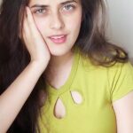 Urvi Singh Instagram -