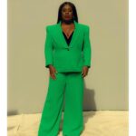 Uzo Aduba Instagram - Lightyear Green 💚👩🏾‍🚀 Stylist: @shionat Hair: @hairbyromorgan Makeup: @janicekinjo Suit: @sergiohudson Shoes: @moschino Earrings: @jenniferfisherjewelry Ring: @ireneneuwirth Photographer: @kanyaiwana