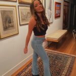 Valentina Oliveira Instagram - From Yest🪩🪐📀⏳🪬🧸❤️‍🔥 jeans: AB @andreabogosianshop @andreabogosian @deiaconte